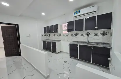 شقة - 2 غرف نوم - 2 حمامات للايجار في مدينة الرياض - أبوظبي