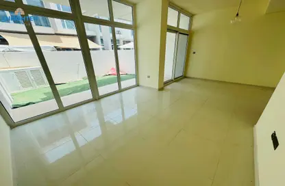 Apartment - 3 Bedrooms - 3 Bathrooms for rent in Vardon - Damac Hills 2 - Dubai