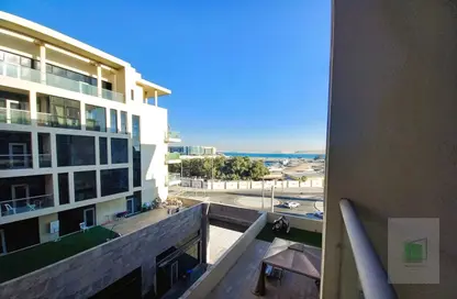 Apartment - 3 Bedrooms - 4 Bathrooms for rent in Bloom Marina - Al Bateen - Abu Dhabi