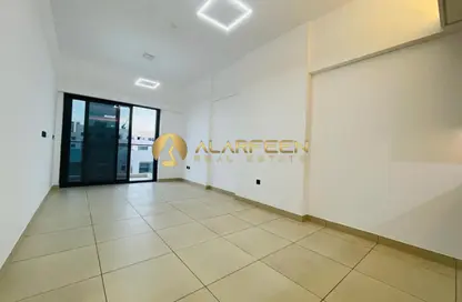 شقة - غرفة نوم - 2 حمامات للايجار في برج ريجيل - قرية الجميرا سركل - دبي
