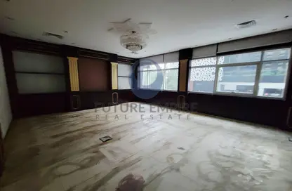 Office Space - Studio - 1 Bathroom for rent in Al Garhoud - Dubai