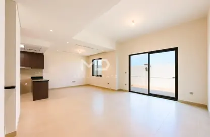 Townhouse - 2 Bedrooms - 3 Bathrooms for rent in Bloom Living - Zayed City (Khalifa City C) - Khalifa City - Abu Dhabi
