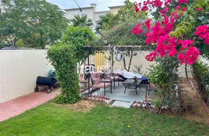 Garden image for: Villa - 2 Bedrooms - 3 Bathrooms for rent in Springs 15 - The Springs - Dubai, Image 1