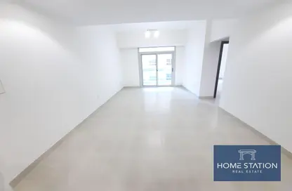 Empty Room image for: Apartment - 2 Bedrooms - 3 Bathrooms for rent in Sand Dunes - Al Barsha 1 - Al Barsha - Dubai, Image 1