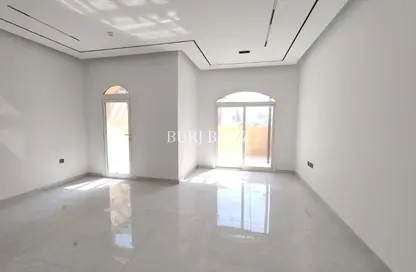 فيلا - 3 غرف نوم - 5 حمامات للايجار في مسكن الامير - قرية الجميرا سركل - دبي