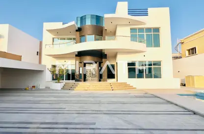 Villa - 5 Bedrooms - 6 Bathrooms for rent in Al Barsha South 1 - Al Barsha South - Al Barsha - Dubai