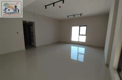 Apartment - 2 Bedrooms - 2 Bathrooms for rent in Al Rashidiya Towers - Ajman Downtown - Ajman