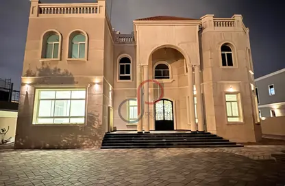 فيلا - 5 غرف نوم - 6 حمامات للايجار في العوير 1 - العوير - دبي