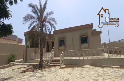 Villa - 3 Bedrooms - 4 Bathrooms for rent in Khuzam - Ras Al Khaimah