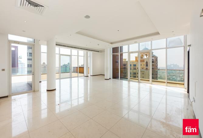 Penthouse - 4 Bedrooms - 5 Bathrooms for rent in Emerald - Tiara Residences - Palm Jumeirah - Dubai