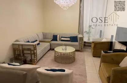 شقة - غرفة نوم - 2 حمامات للبيع في أورينت تاور 1 - أورينت تاور - البستان - عجمان