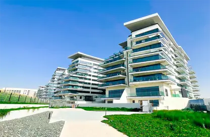 Apartment - 2 Bedrooms - 3 Bathrooms for sale in Mayan 2 - Mayan - Yas Island - Abu Dhabi