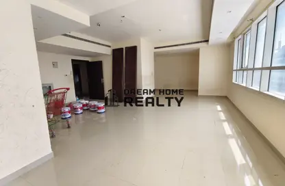 Apartment - 3 Bedrooms - 5 Bathrooms for rent in New Al Taawun Road - Al Taawun - Sharjah