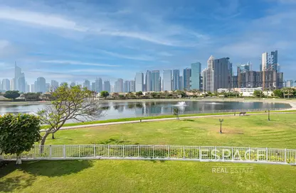 Villa - 5 Bedrooms - 4 Bathrooms for sale in Meadows 1 - Meadows - Dubai