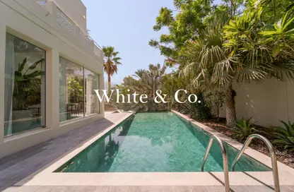 Villa - 5 Bedrooms - 6 Bathrooms for sale in Meadows 9 - Meadows - Dubai