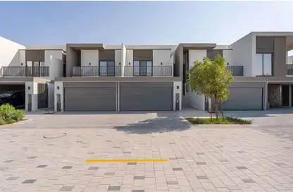 Villa - 3 Bedrooms - 4 Bathrooms for rent in Aura Gardens - Tilal Al Ghaf - Dubai