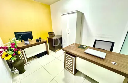 Office Space - Studio - 1 Bathroom for rent in Al Fajer Complex (Bena Complex) - Oud Metha - Bur Dubai - Dubai