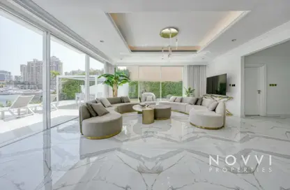 Villa - 6 Bedrooms - 6 Bathrooms for rent in Garden Homes Frond A - Garden Homes - Palm Jumeirah - Dubai