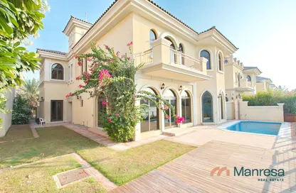 Villa - 4 Bedrooms - 5 Bathrooms for sale in Garden Homes Frond E - Garden Homes - Palm Jumeirah - Dubai