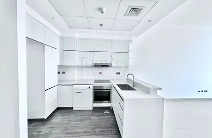 Apartment - 1 Bedroom - 2 Bathrooms for rent in Oia Residence - Motor City - Dubai