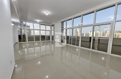 Reception / Lobby image for: Apartment - 3 Bedrooms - 3 Bathrooms for rent in Ganadah Tower - Al Khalidiya - Abu Dhabi, Image 1