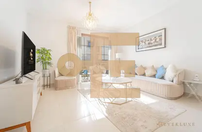 شقة - غرفة نوم - 1 حمام للايجار في قمر 3 - مدينة بدر - المحيصنة - دبي