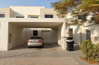 فيلا - 3 غرف نوم - 4 حمامات للايجار في حياة تاون هاوس - تاون سكوير - دبي