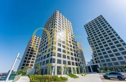 Outdoor Building image for: Apartment - 3 Bedrooms - 4 Bathrooms for sale in Pixel - Makers District - Al Reem Island - Abu Dhabi, Image 1