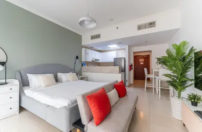 Apartment - 1 Bathroom for rent in Burj Al Nujoom - Downtown Dubai - Dubai