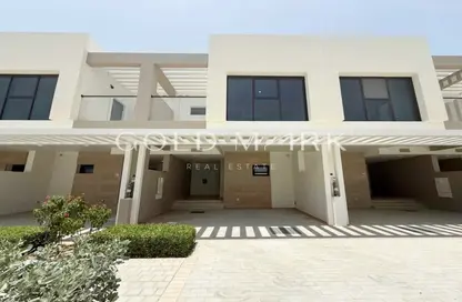 تاون هاوس - 3 غرف نوم - 4 حمامات للايجار في جرين وودز - داماك هيلز - دبي