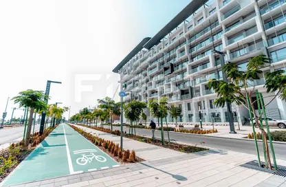 Apartment - Studio - 1 Bathroom for rent in Oasis 1 - Oasis Residences - Masdar City - Abu Dhabi