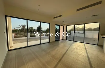 تاون هاوس - 4 غرف نوم - 3 حمامات للبيع في روكوود - داماك هيلز - دبي