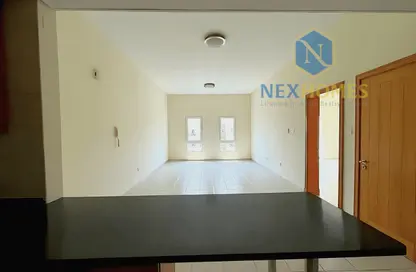 Apartment - 1 Bedroom - 2 Bathrooms for rent in Building 108 to Building 137 - Contemporary Cluster - Discovery Gardens - Dubai