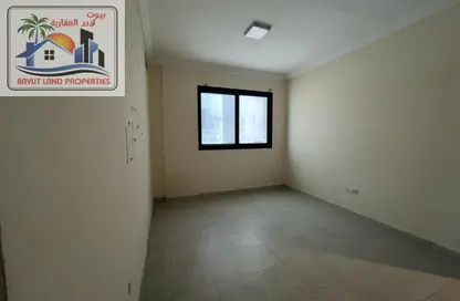 شقة - غرفة نوم - 1 حمام للايجار في بناء النباعة - النبعة - الشرق - الشارقة