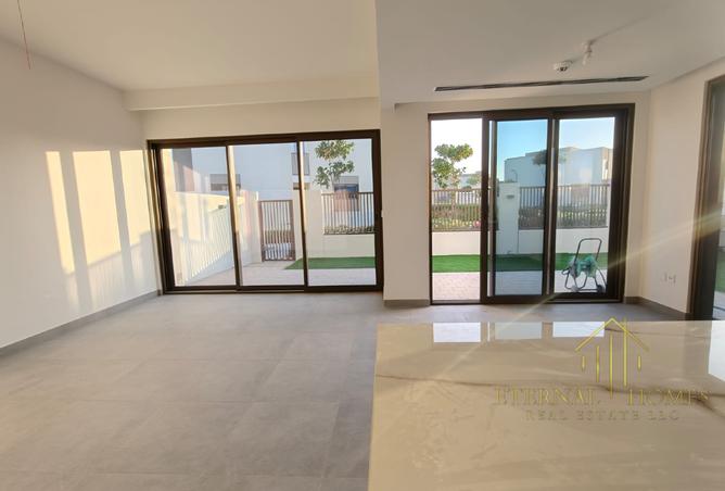 Villa - 4 Bedrooms - 5 Bathrooms for rent in La Violeta 1 - Villanova - Dubai Land - Dubai
