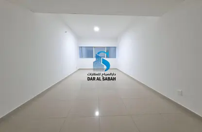 شقة - 1 حمام للايجار في مساكن النهضة - النهدة - الشارقة شقة - 1 حمام للايجار في مساكن النهضة - النهدة - الشارقة