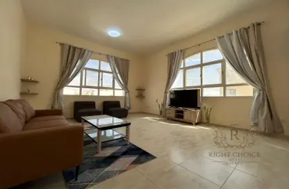 Living Room image for: Apartment - 1 Bedroom - 1 Bathroom for rent in Khalifa City A Villas - Khalifa City A - Khalifa City - Abu Dhabi, Image 1