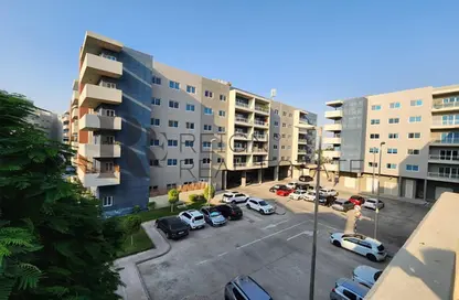 Apartment - 2 Bedrooms - 2 Bathrooms for rent in Tower 25 - Al Reef Downtown - Al Reef - Abu Dhabi