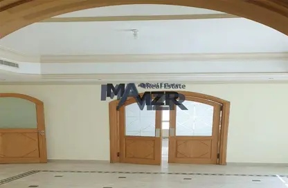Villa - 6 Bedrooms - 7+ Bathrooms for rent in Al Khalidiya - Abu Dhabi