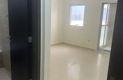 شقة - غرفة نوم - 2 حمامات للايجار في بوابة السيليكون رقم 4 - بوابات السيليكون - واحة السيليكون - دبي