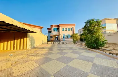 فيلا - 5 غرف نوم - 7 حمامات للايجار في رملة زاخر - زاخر - العين