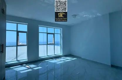شقة - 3 غرف نوم - 3 حمامات للايجار في مساكن كورنيش عجمان - طريق كورنيش عجمان - عجمان