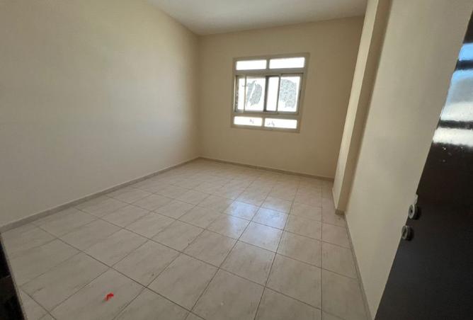 16018100 - Property Image 3