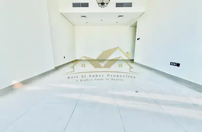 Apartment - 1 Bedroom - 2 Bathrooms for rent in Jumeirah Garden City - Al Satwa - Dubai