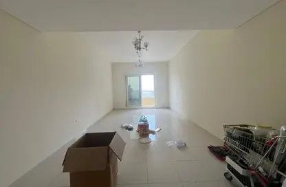 Apartment - 3 Bedrooms - 4 Bathrooms for rent in Al Khan Corniche - Al Khan - Sharjah