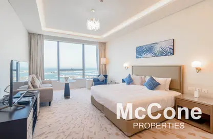 Apartment - Studio - 1 Bathroom for rent in The Palm Tower - Palm Jumeirah - Dubai
