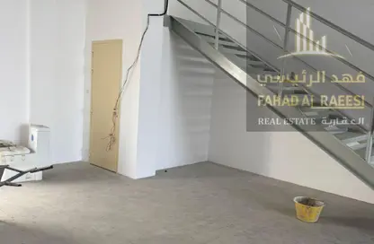 مستودع - استوديو - 1 حمام للايجار في الجرف الصناعية 2 - الجرف الصناعية - عجمان