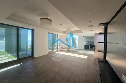 Penthouse - 3 Bedrooms - 4 Bathrooms for rent in Alpha Green Tower - Jumeirah Village Circle - Dubai