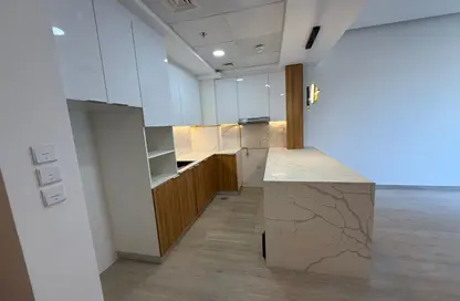 Apartment - 1 Bedroom - 1 Bathroom for sale in The East Crest by Meteora - Jumeirah Village Circle - Dubai