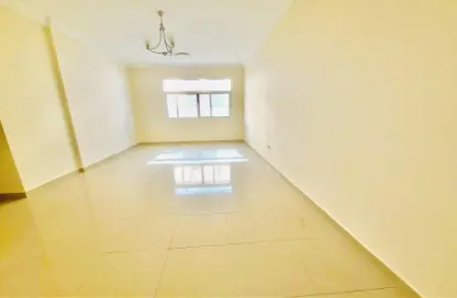 Apartment - 2 Bedrooms - 3 Bathrooms for rent in The Square 2 - Muwaileh Commercial - Sharjah